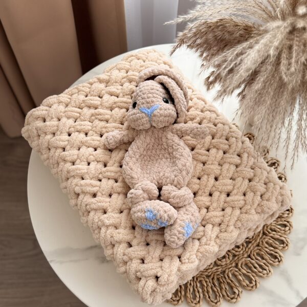 migdukas zuikutis ir puffy pledukas