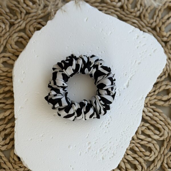 MINI Armani šilko gumytė (Zebras)