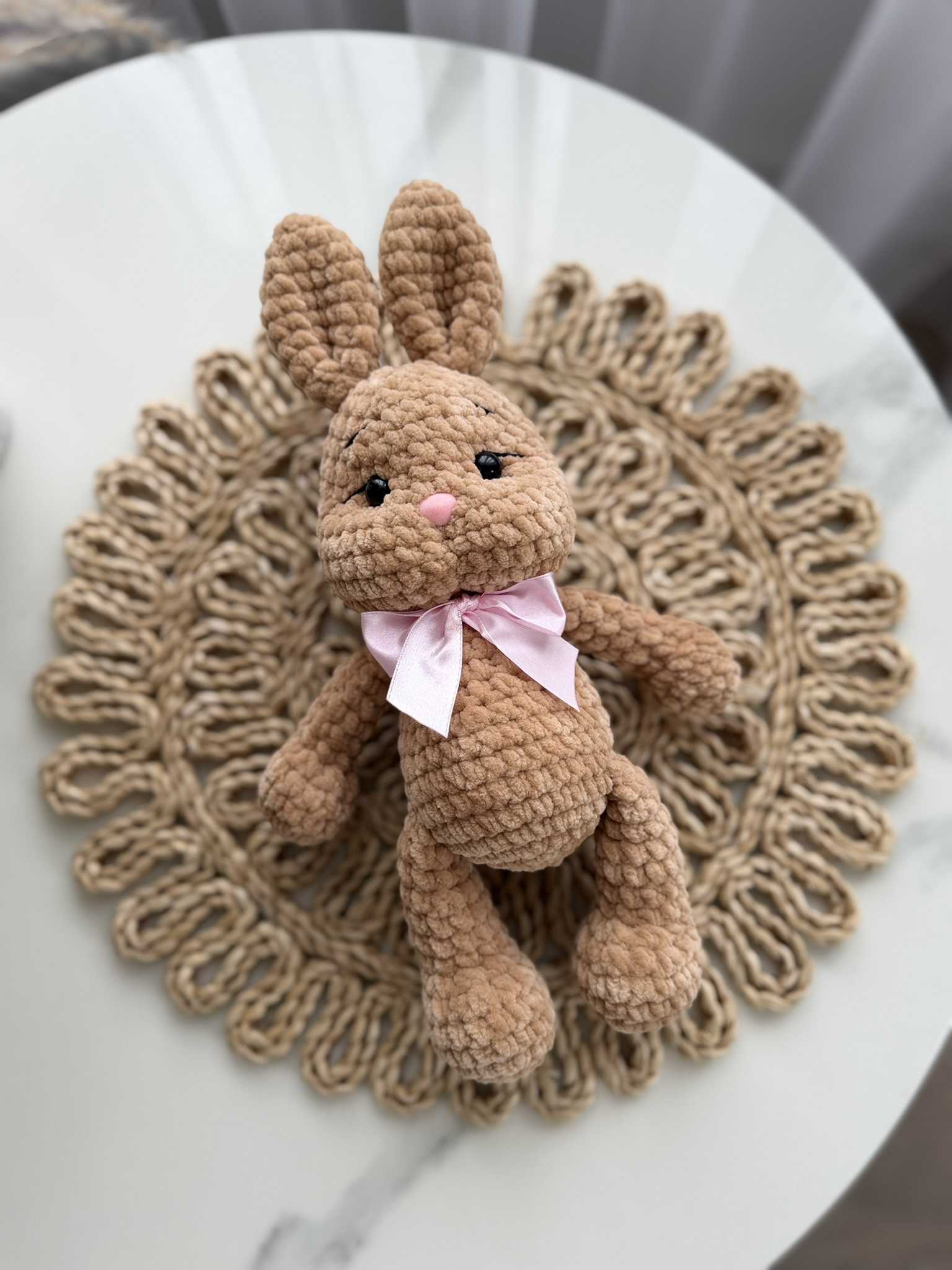 Mini zuikutis rudas su rožiniu kaspinu - Image 2